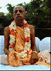  Шрила A. Ч. Бхактиведанта Свами Прабхупада наводнил мир сознанием Кришны. В отрывке «Универсальная концепция Гуру» 